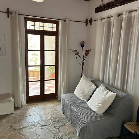 Yaya's House With Stunning Views * Hydra (Saronic Islands)